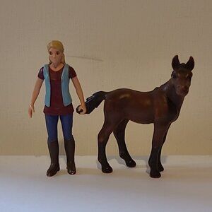 SCHLEICH Horse Club Stable Stall Blonde Hair Girl With Horse Arabian Foal Filly